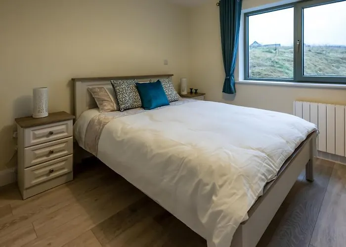 The Turning Of The Tide * Fanore